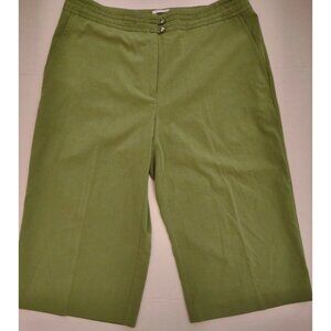 Womens Izod Green XFG Stretch Capri Pants - Size 6 Mid Rise